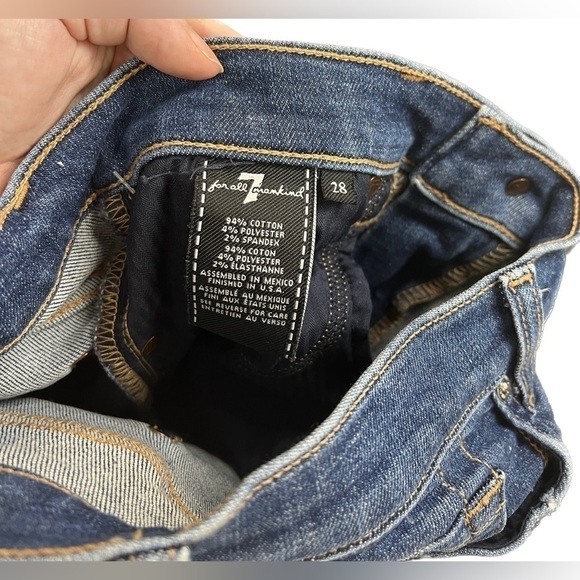 7 For All Mankind Distressed Edie Frayed Grommet Trim Distressed Jeans Size 28 - Picture 7 of 9